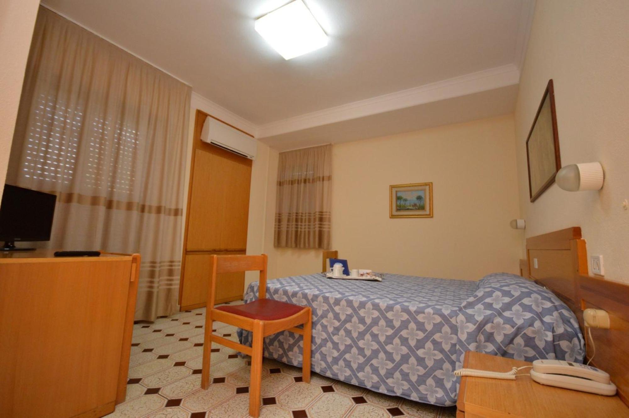 Hotel Residence Il Gabbiano Cirò Marina Cameră foto